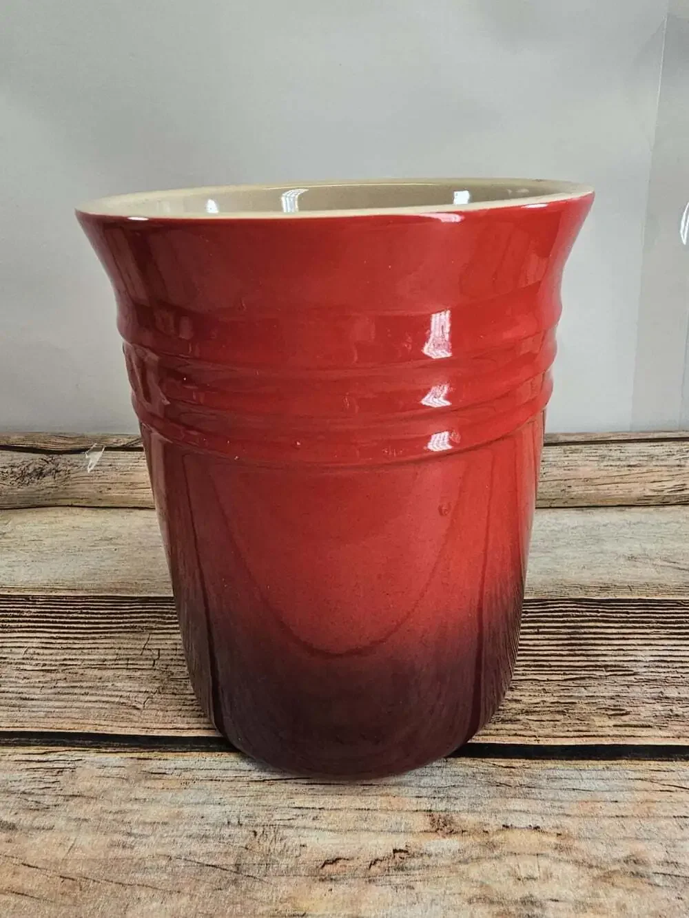 Le Creuset Stoneware Utensil Crock Holder Cerise Cherry Red Ombré 5x6in